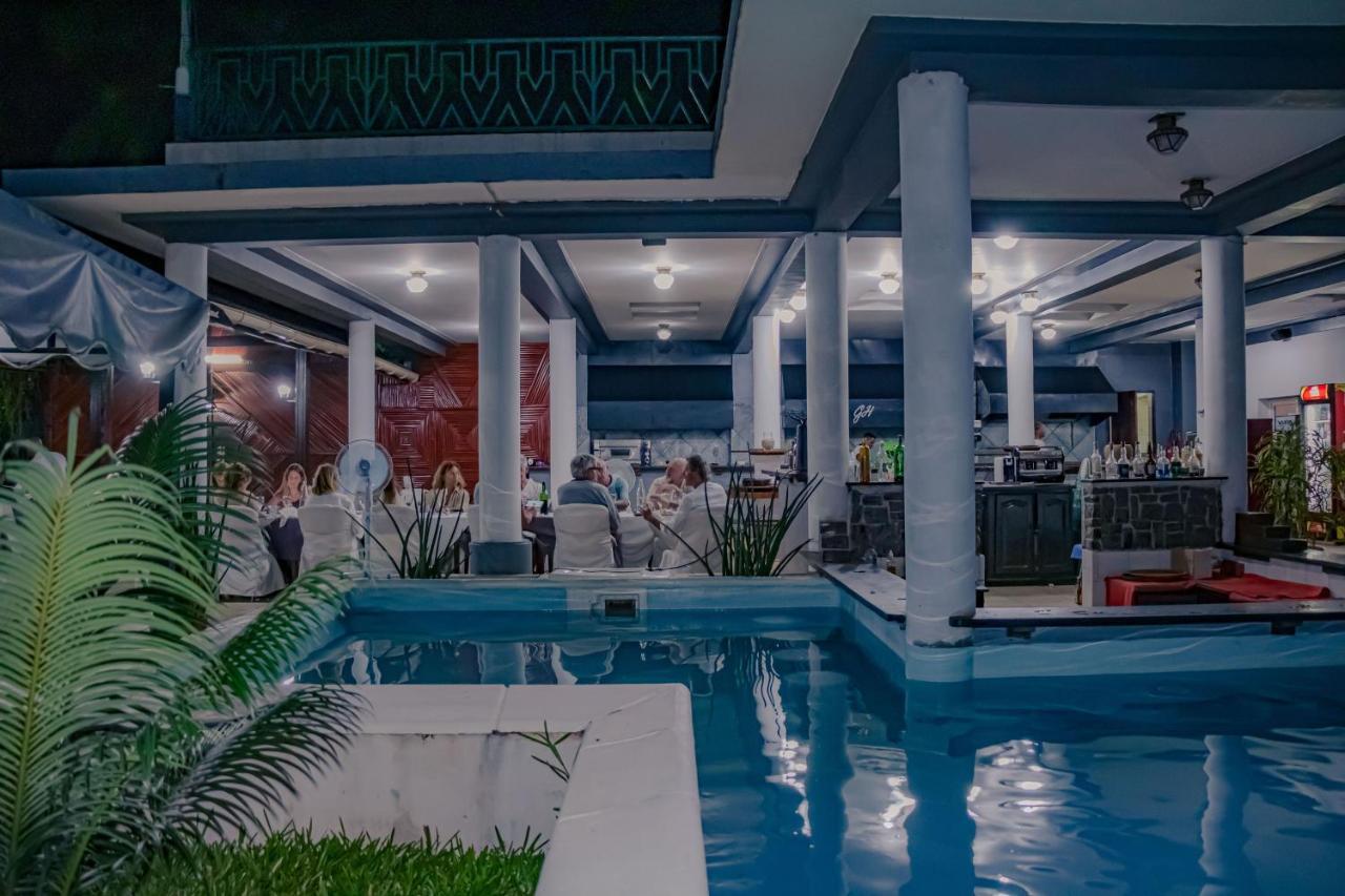 Le Grand Hotel Diego Antsiranana Exteriör bild