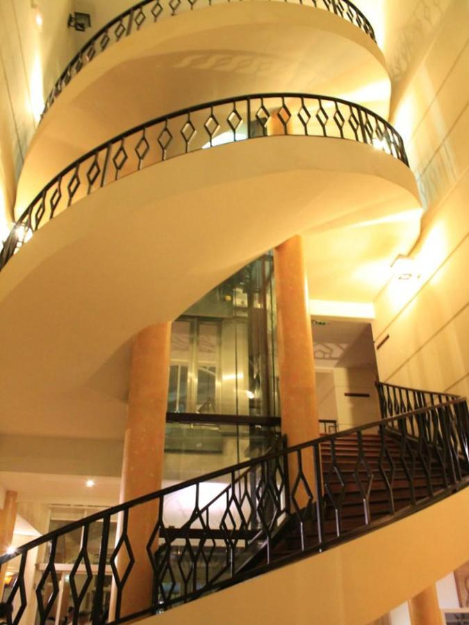 Le Grand Hotel Diego Antsiranana Exteriör bild