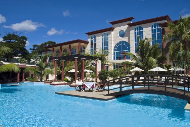Le Grand Hotel Diego Antsiranana Exteriör bild